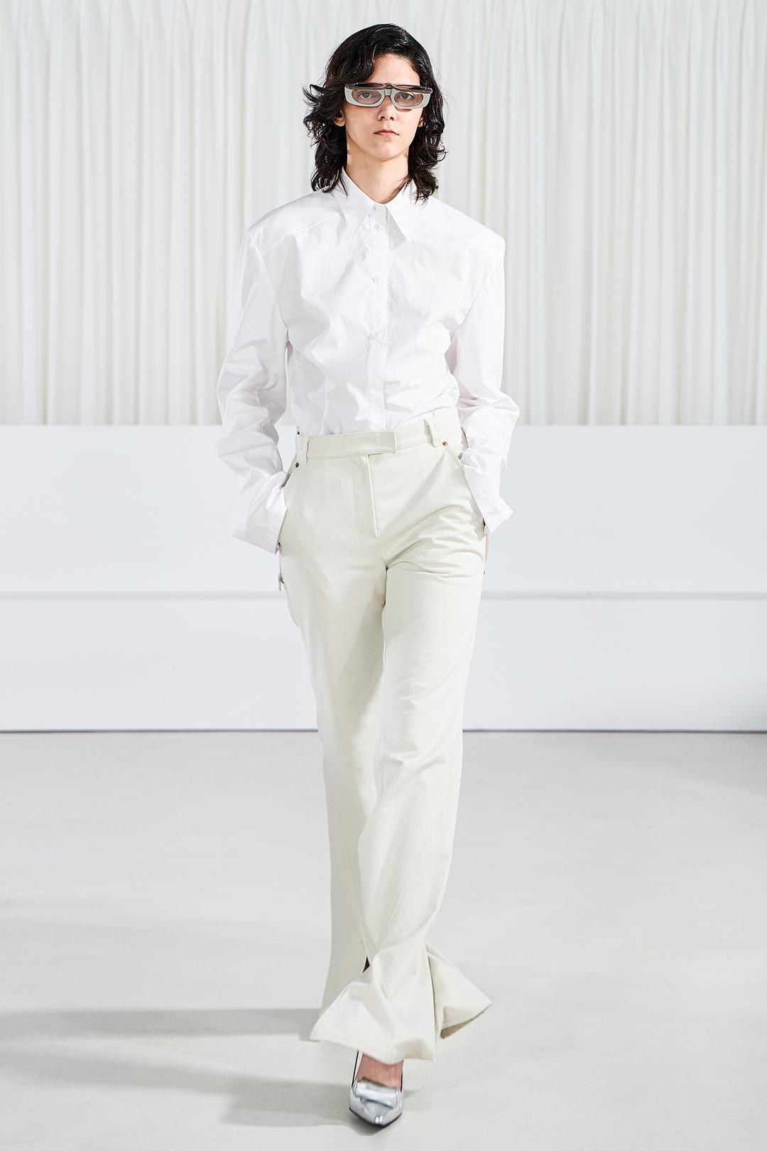 SS25 BEIGE HIP LINE ZIP PANTS