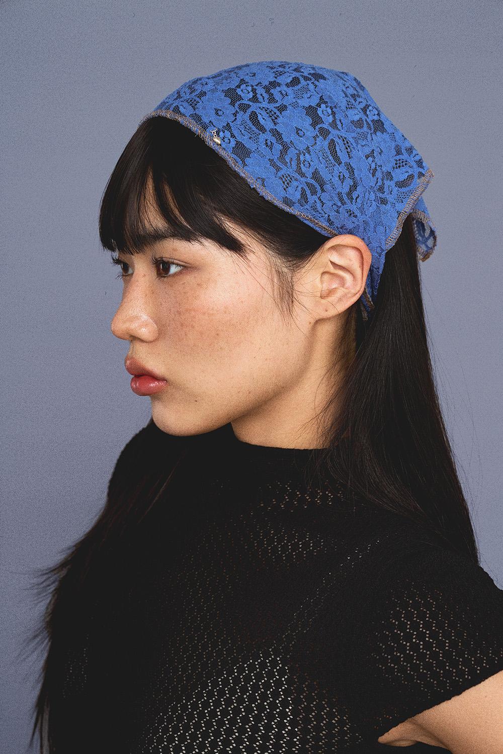LACE SCARF / BLUE