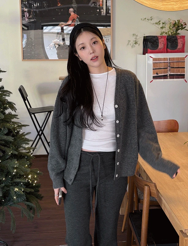 니모 브이넥 버튼 가디건