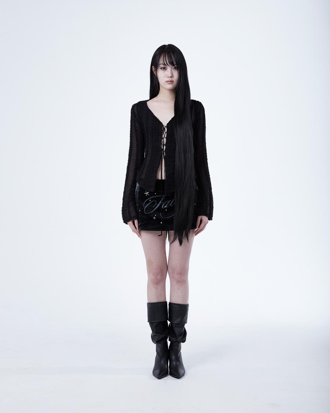 (11/22순차발송)SHIRRING LACE-UP BLOUSE [BLACK]