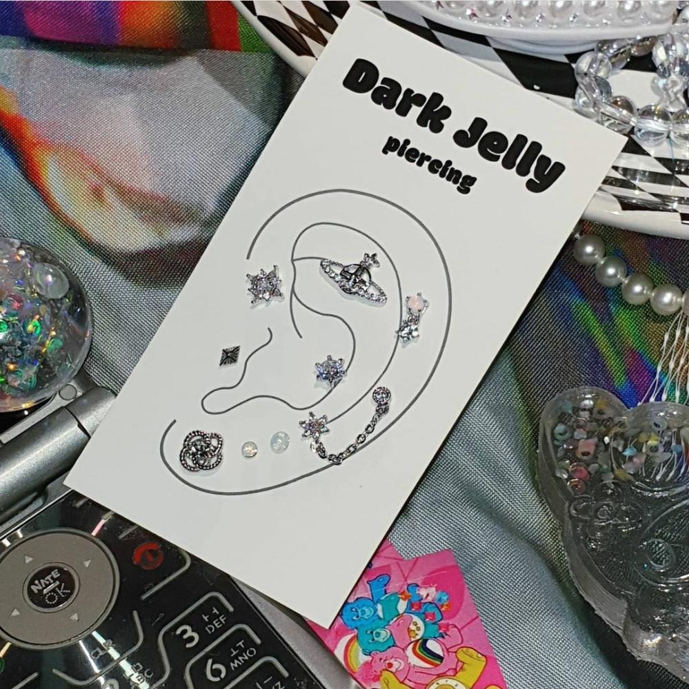 스카이블루 행성피어싱 다크젤리피어싱 조합