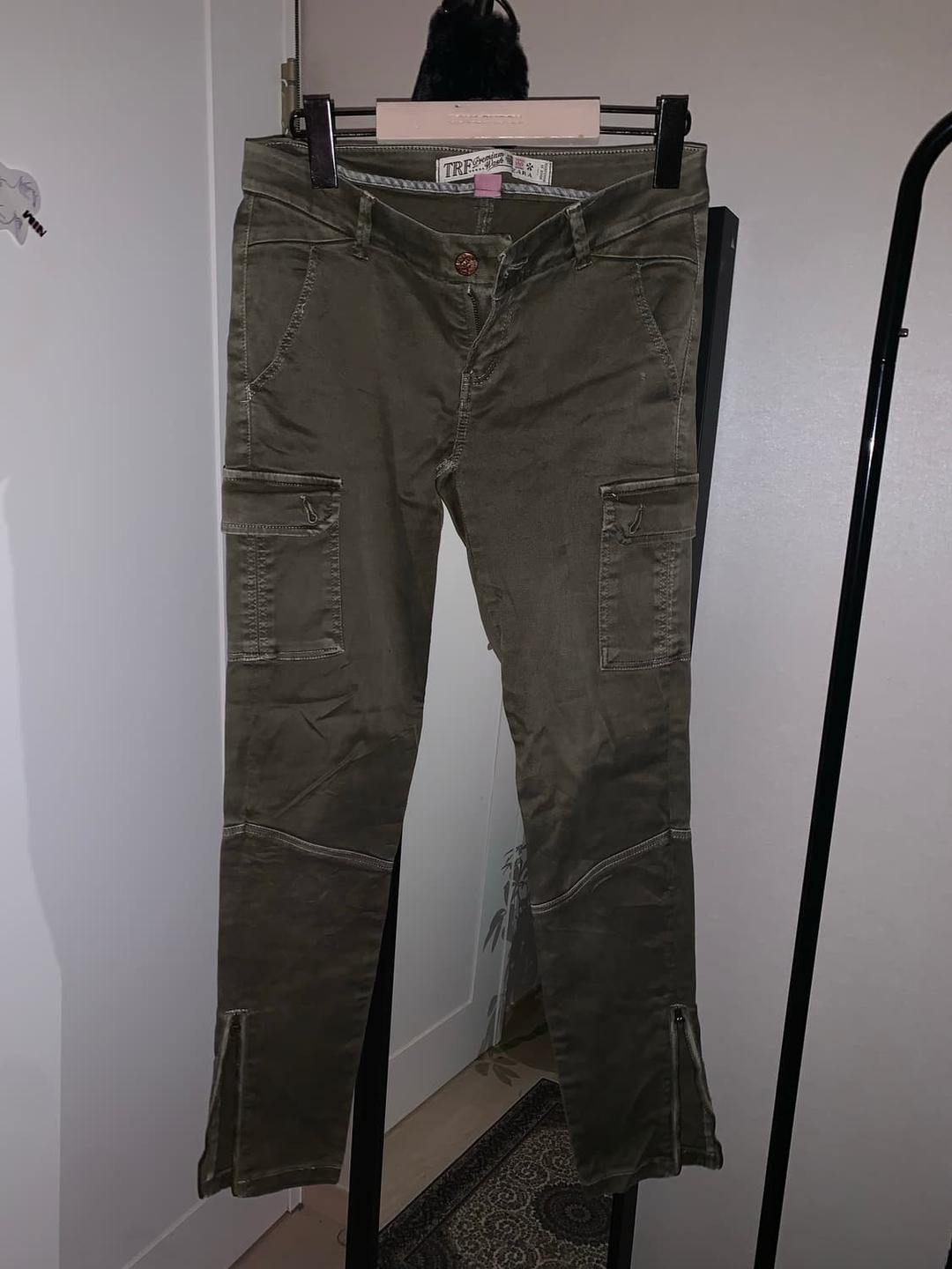 Vintage khaki pants | 후루츠패밀리