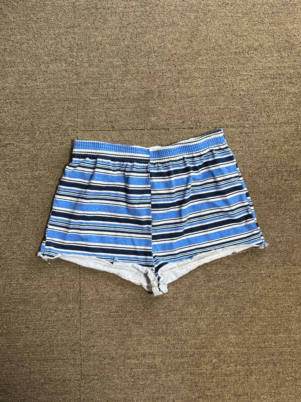 D.D.W Distressed Cut Off Shorts (Women)