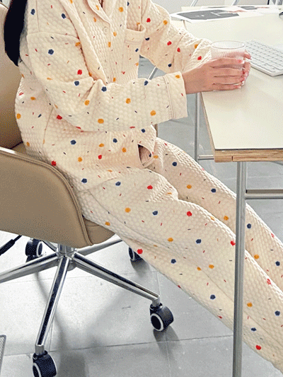 컬러도트 누빔 파자마