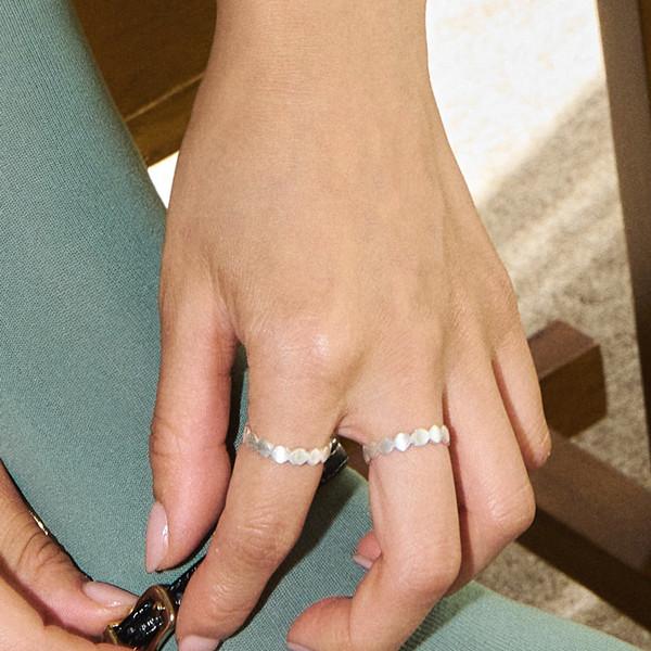 Shimmer Grain open ring