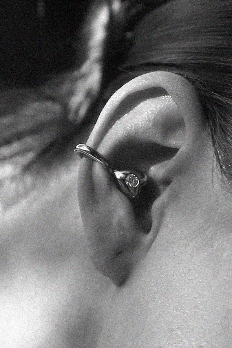 brill heart ear-cuff