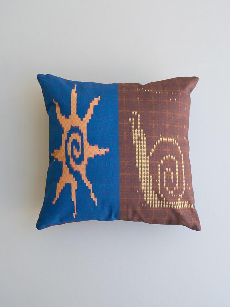 SUN & SNAIL CUSHION COVER