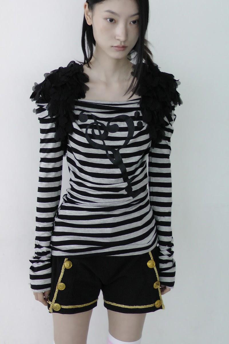 Note draped top SALE