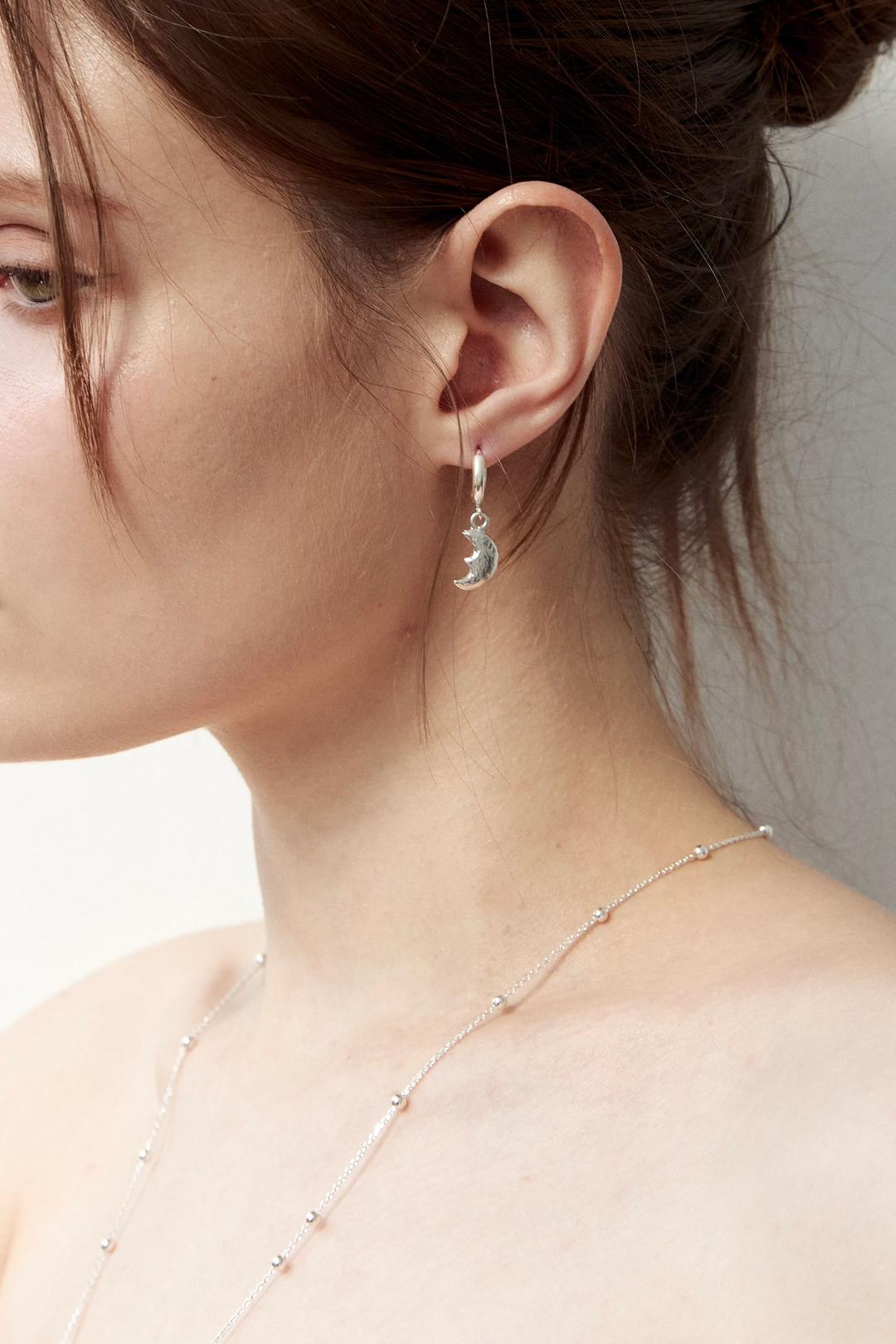 Love moon earring