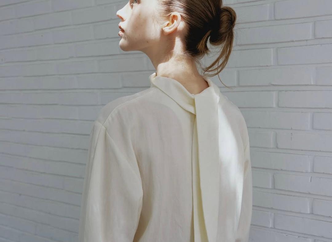 마베케이션 Um 언앤써드미스테리 타이 블라우스 (스카프 레이어드 하객룩) 3colors