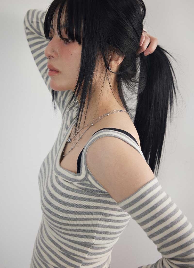 GRAY CUT-OUT TEE