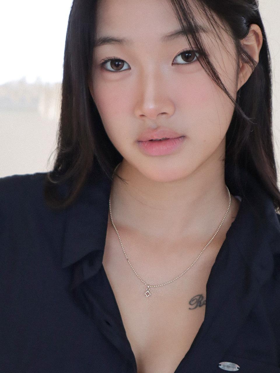 [유튜버 착용]Mini Clover Necklace