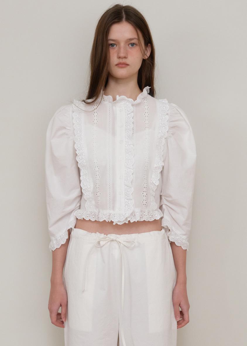 LILY PUFF LACE  BLOUSE - WHITE