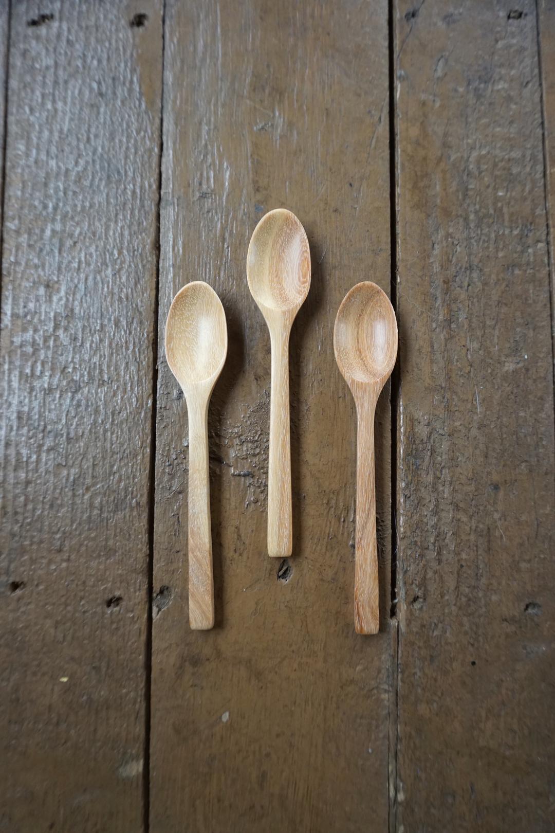ACASIA WOOD TEA SPOON