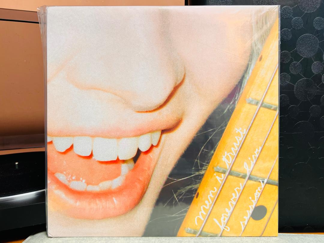 맨 아이 트러스트 Men I Trust Forever Live Sessions LP (퍼플컬러/미개봉)