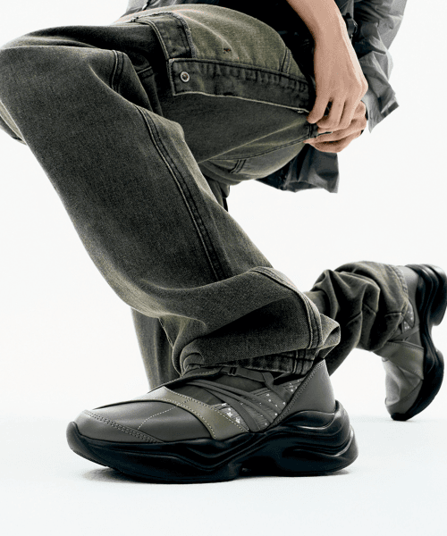 Strap Toe Sneakers / Stone Brown