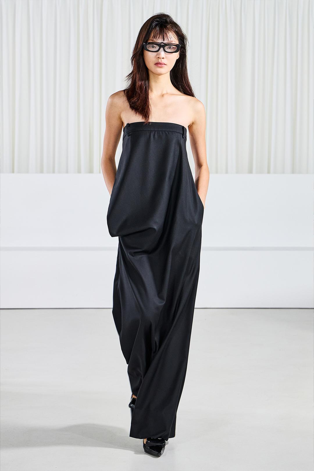 SS25 BLACK SUIT WAIST LINE JUMPSUIT
