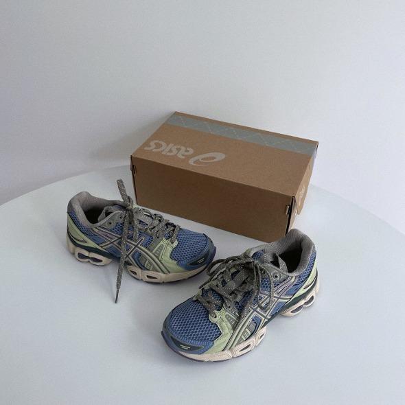 [해외]아식스 우먼스 젤 님버스9 스톤워시 1202A277-400