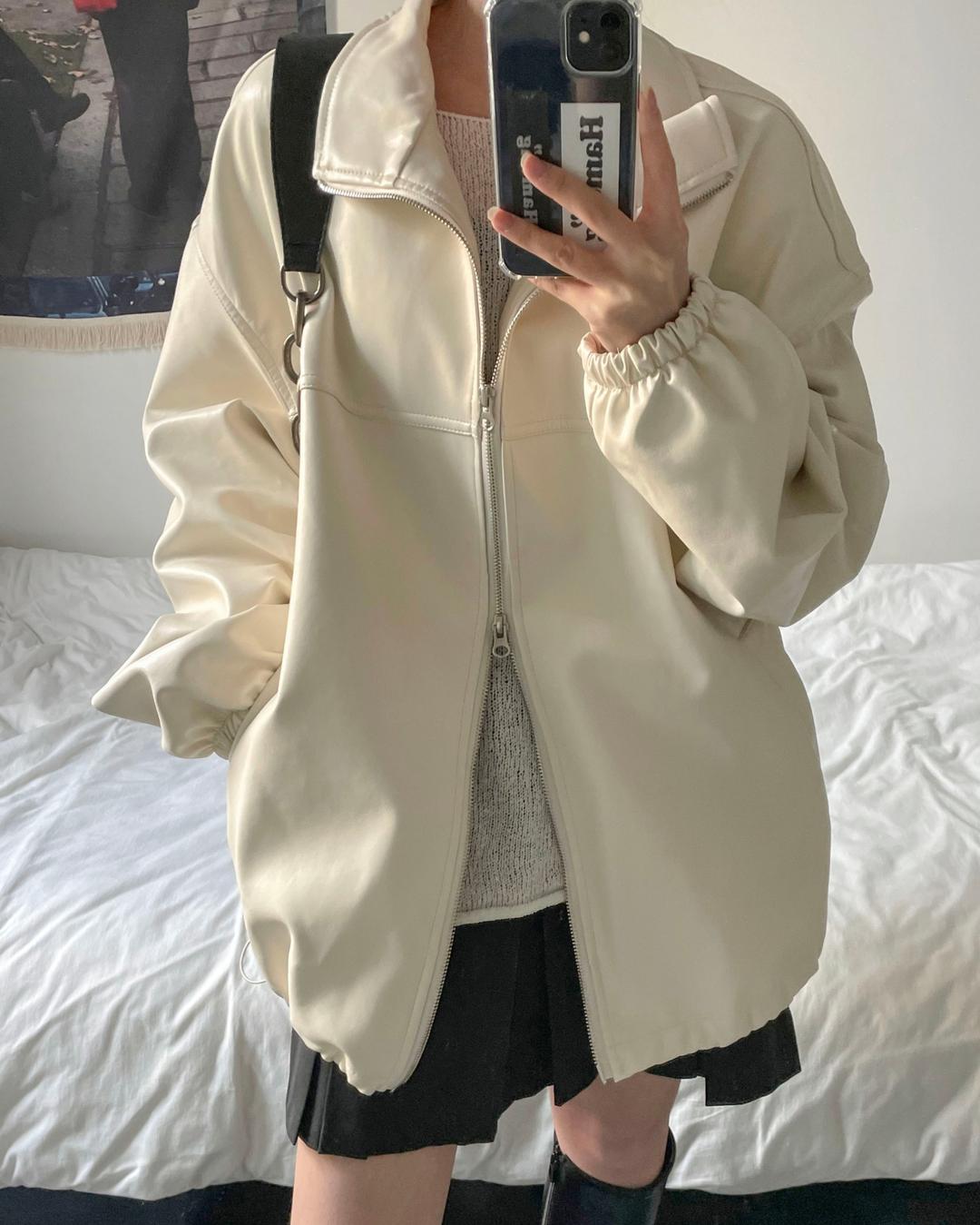 Balloon leather jumper