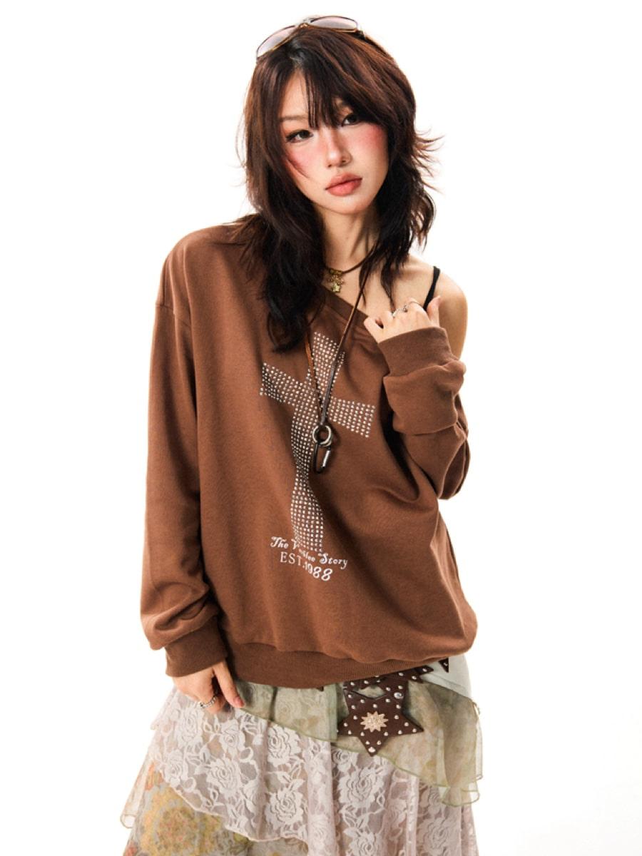YOUNG STAGE Holy Cross Off-Shoulder Sweatshirt (2color)
