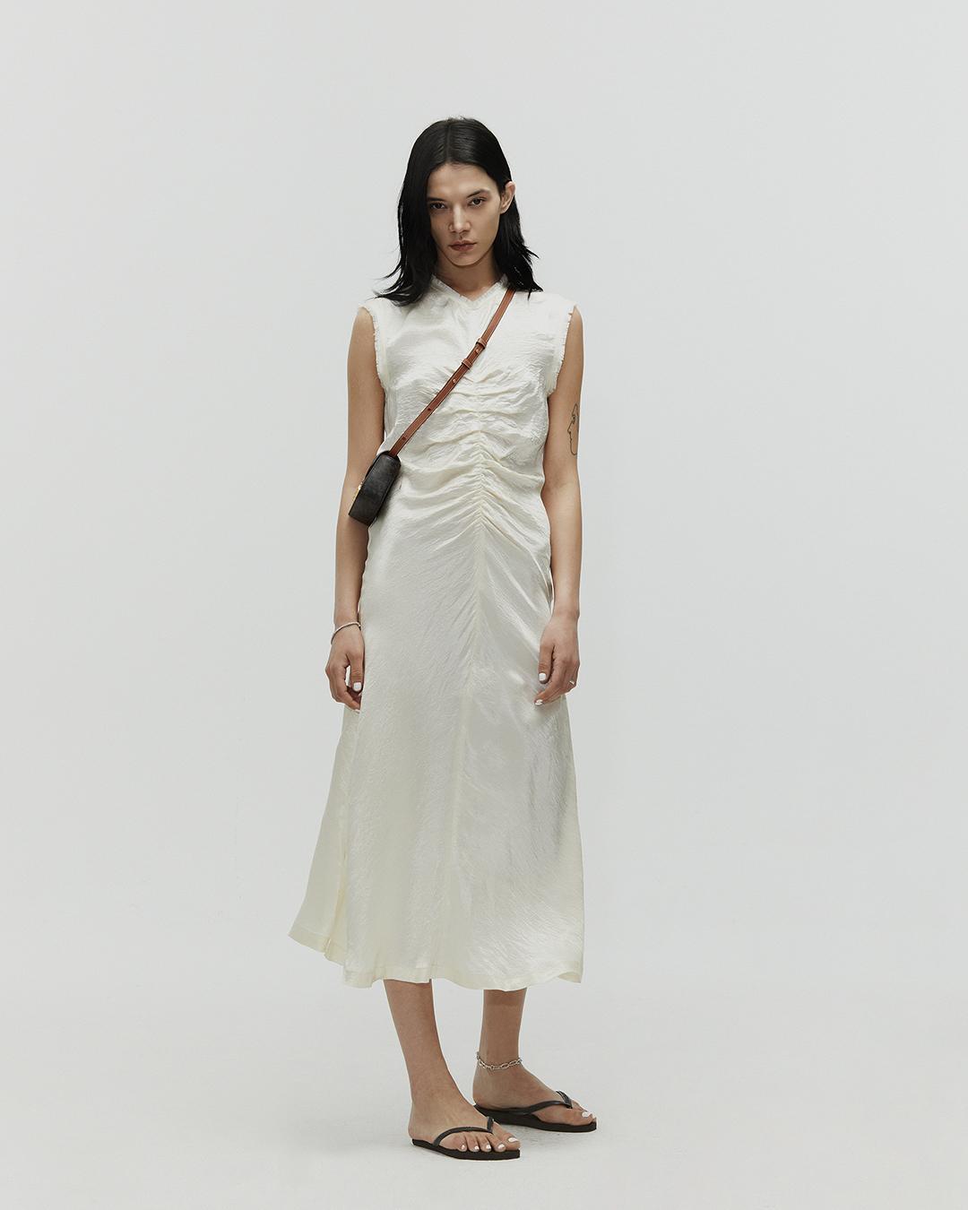 MIDI GRACEFUL VAGUE DRESS_IVORY