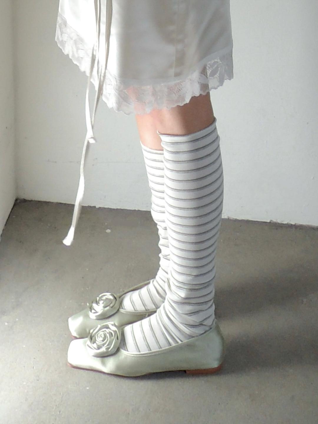 그린 스트라이프 플랫 루즈 니삭스 (3월 5일 입고 예정)