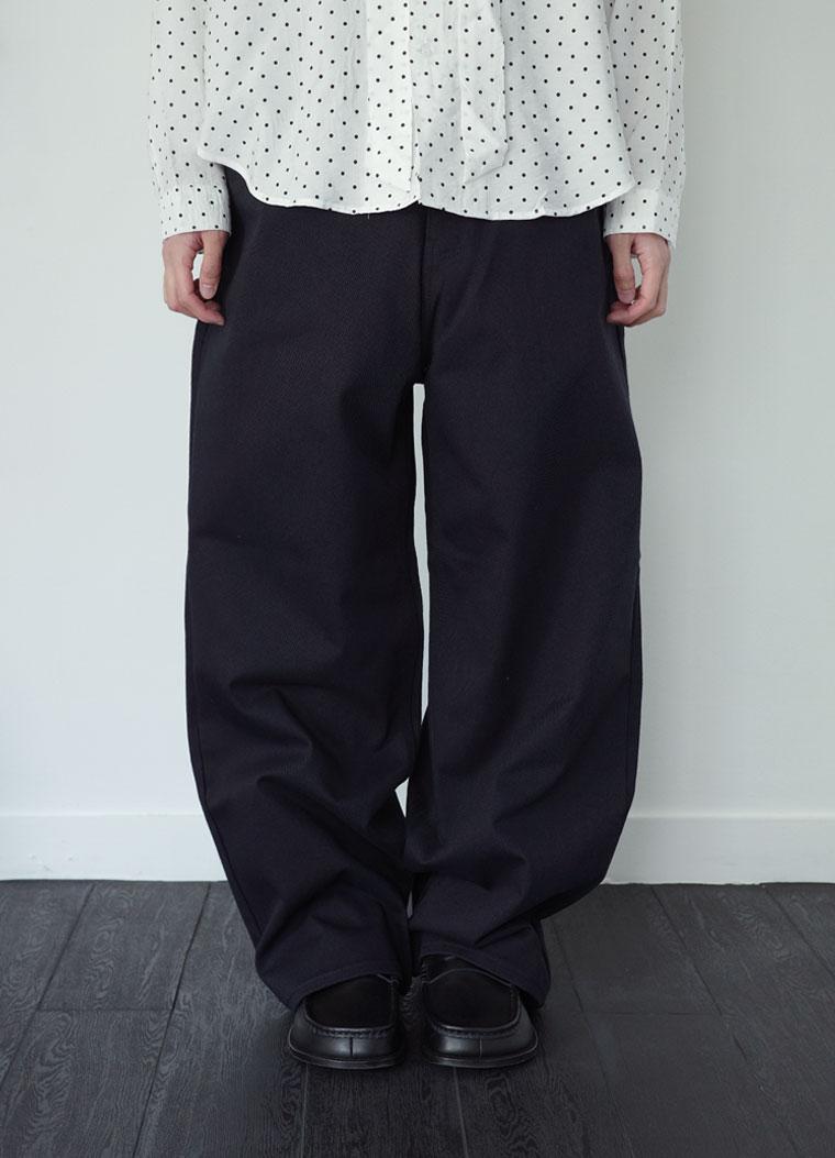 stiff balloon pants