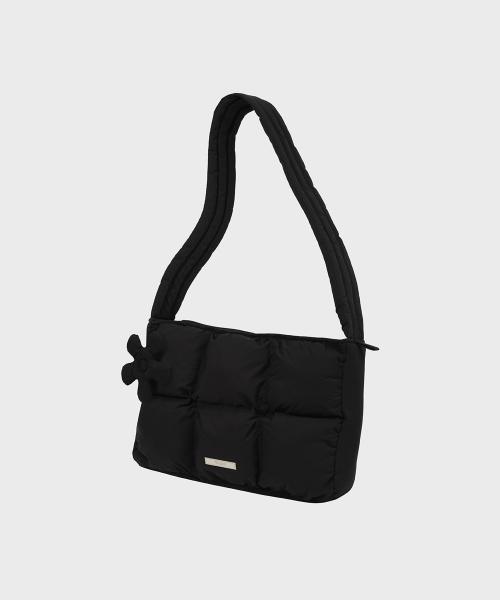 팔렛(FALLETT)  플라워 키링 패딩백 블랙 - 사이즈 & 후기 | 무신사