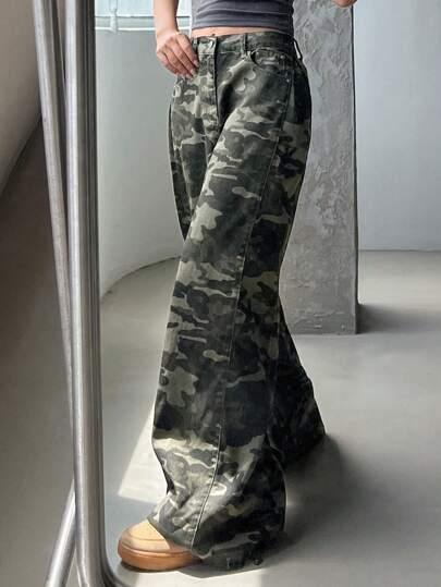 DAZY Camouflage Casual Straight-Leg Women's Jeans