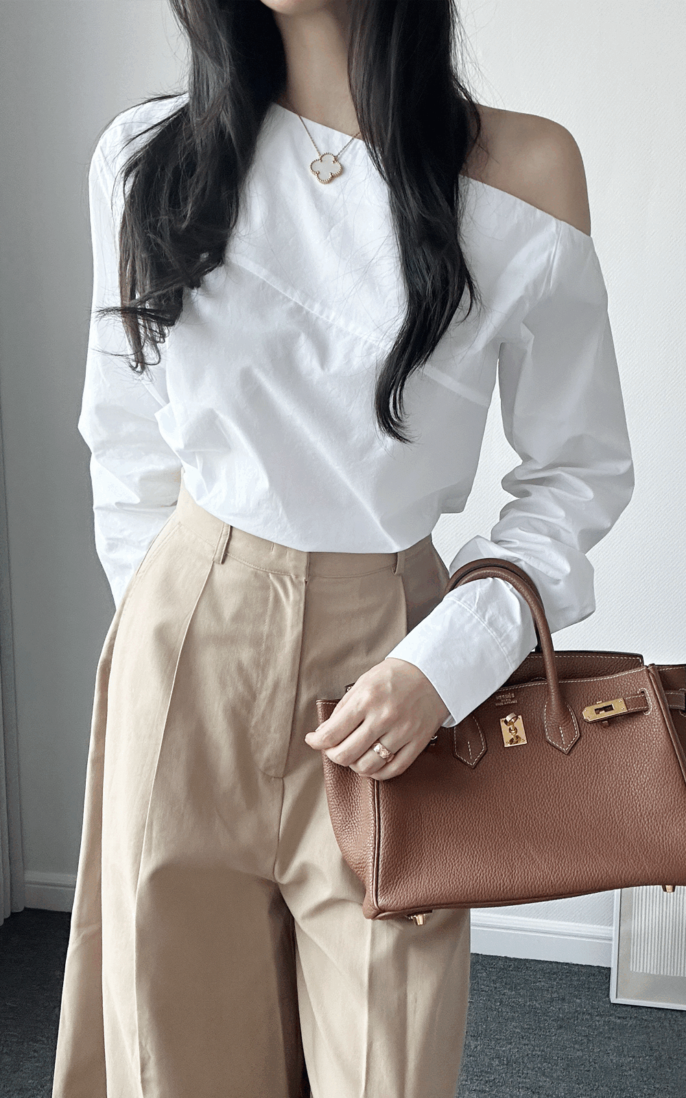 노아 원숄더 오프숄더 블라우스