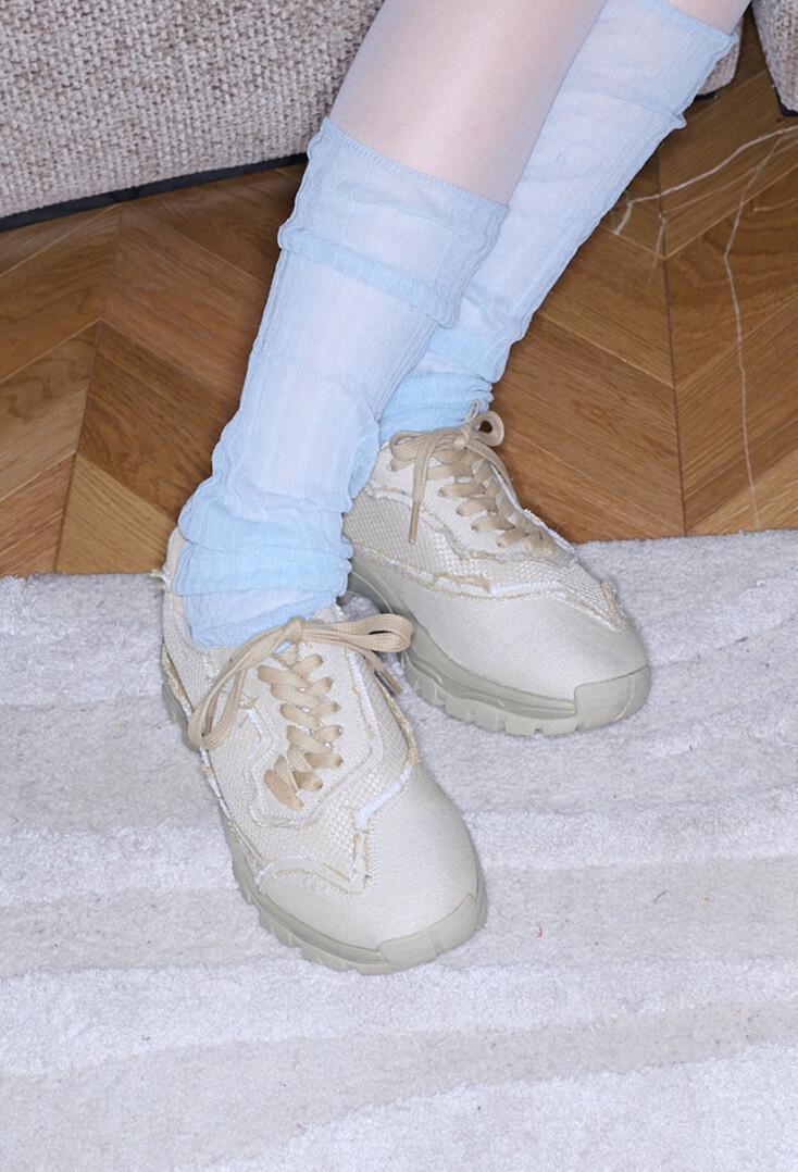 Curved Lace Sneakers_Beige