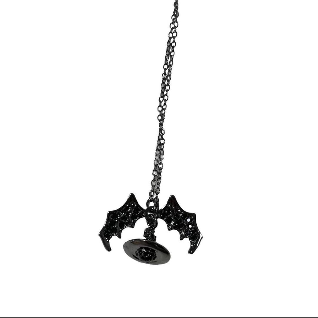 비비안웨스트우드 black bat necklace | 후루츠패밀리