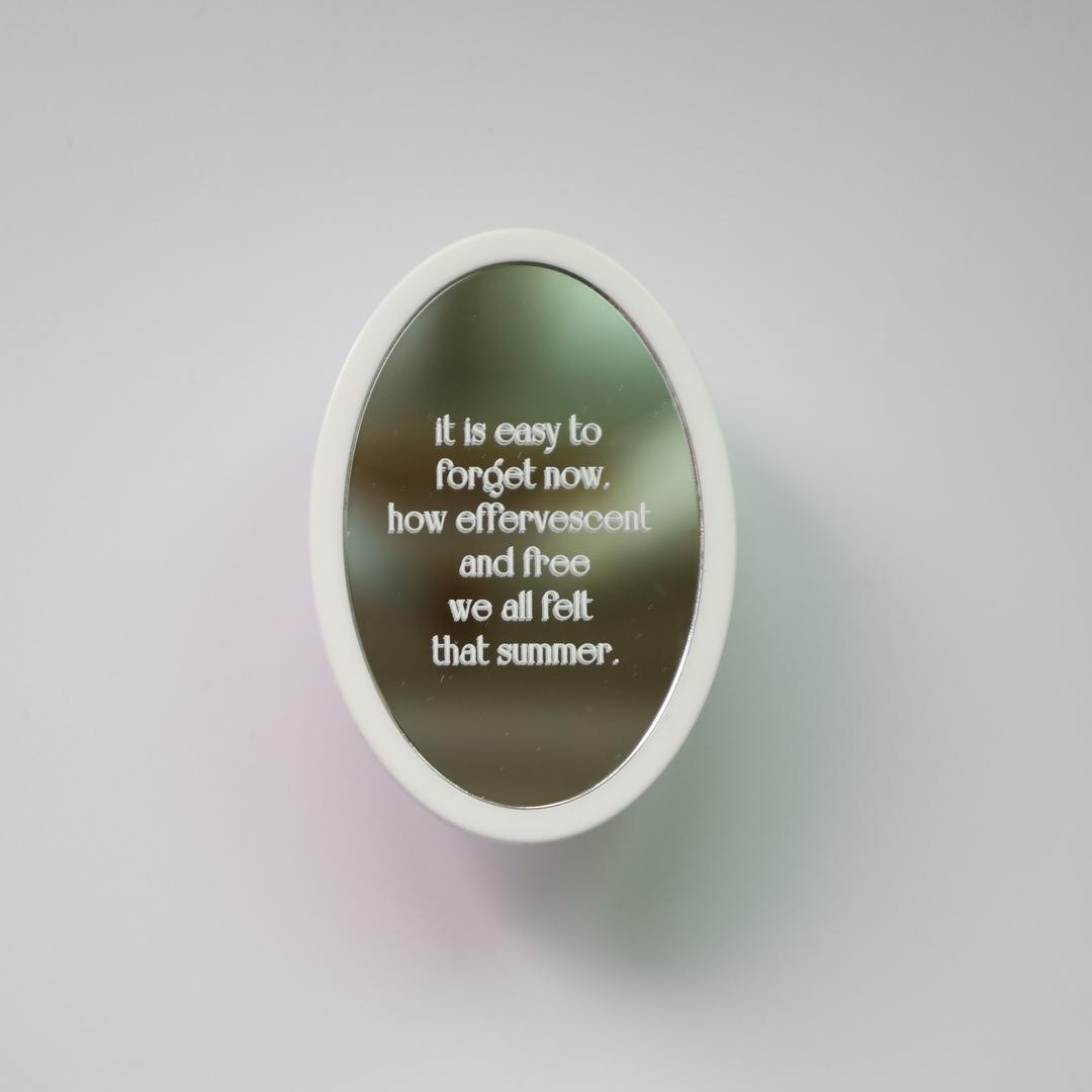 OVAL Mirror tok