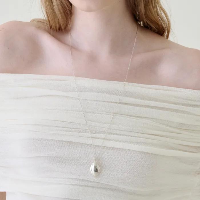 Leaf necklace