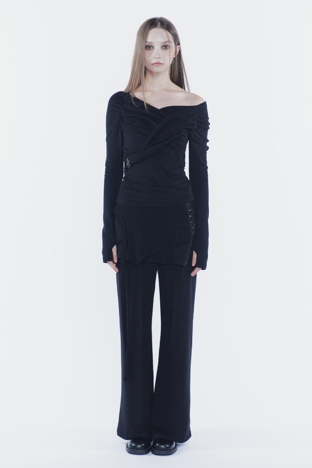 SOFT DRAPED OFF SHOULDER TOP black