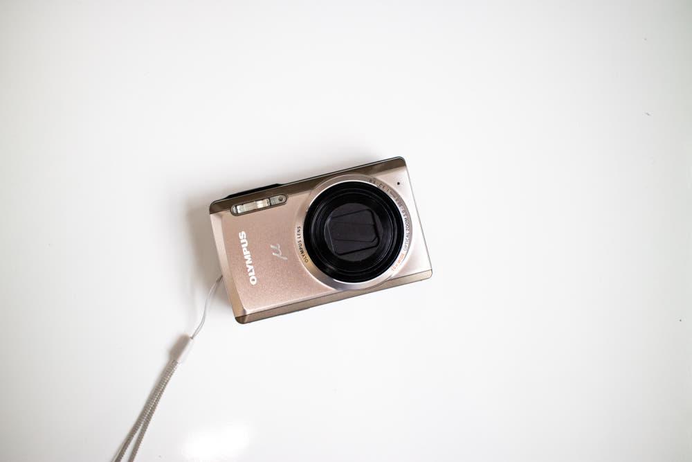 [중고] [Olympus] Olympus MJU-9010 / 디지털 카메라  / 올림푸스  / 빈티지 카메라 / 빈티지 디지털 카메라 / 뮤