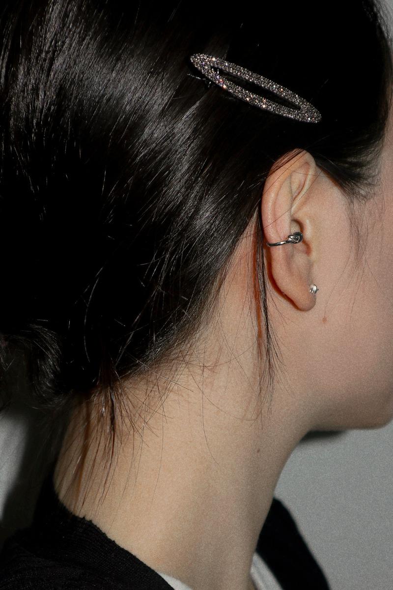 다크그레이 클래식 큐빅 헤어 집게핀 1ea (2 type)