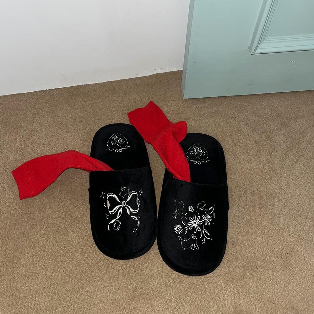 Cutie Bunny Room Shoes (Black)