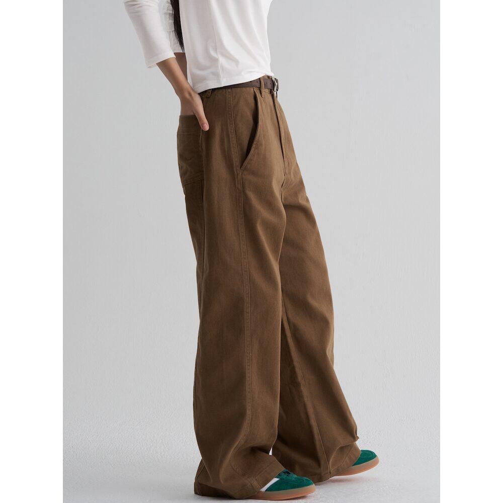 에잇세컨즈 피치 코튼 트윌 커브드 팬츠  브라운 (325X21LY5D)