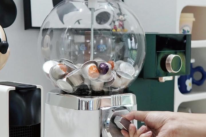 커피캡슐 뽑기기계 보관함 홈카페 집들이 선물 가챠 대용량 디스펜서