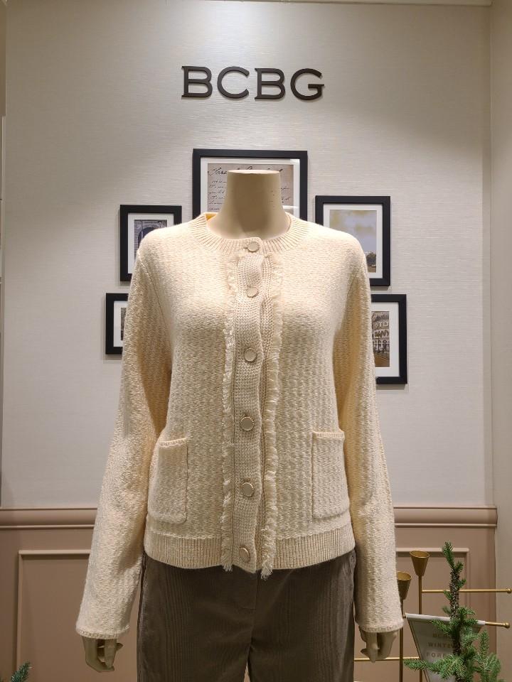 BCBG마크 니트 샤넬 가디건B0DBG291