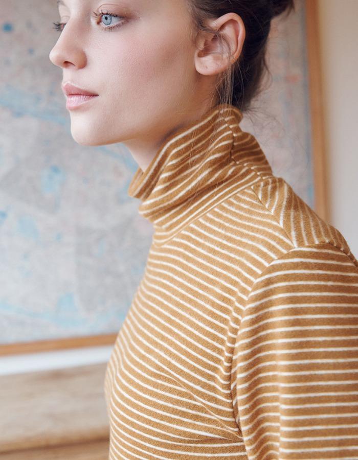 YOUNGOH) Relaxed Fit Longsleeve Turtleneck Stripe