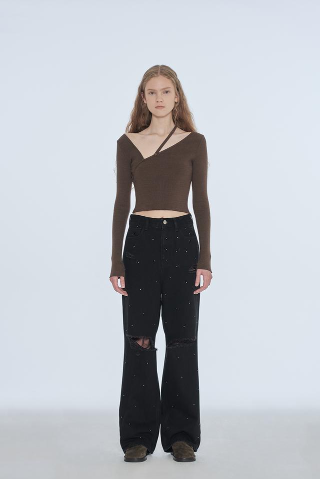 STRAP BUTTON KNIT TOP