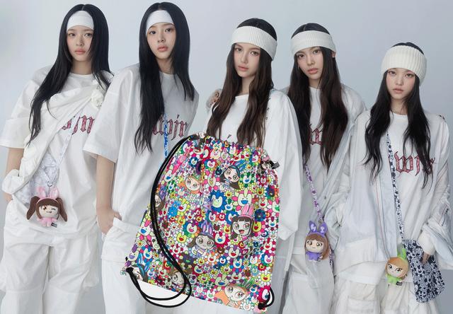 뉴진스 가방 슈퍼내츄럴 일본 싱글 앨범 무라카미 트로우스트링백(단체)