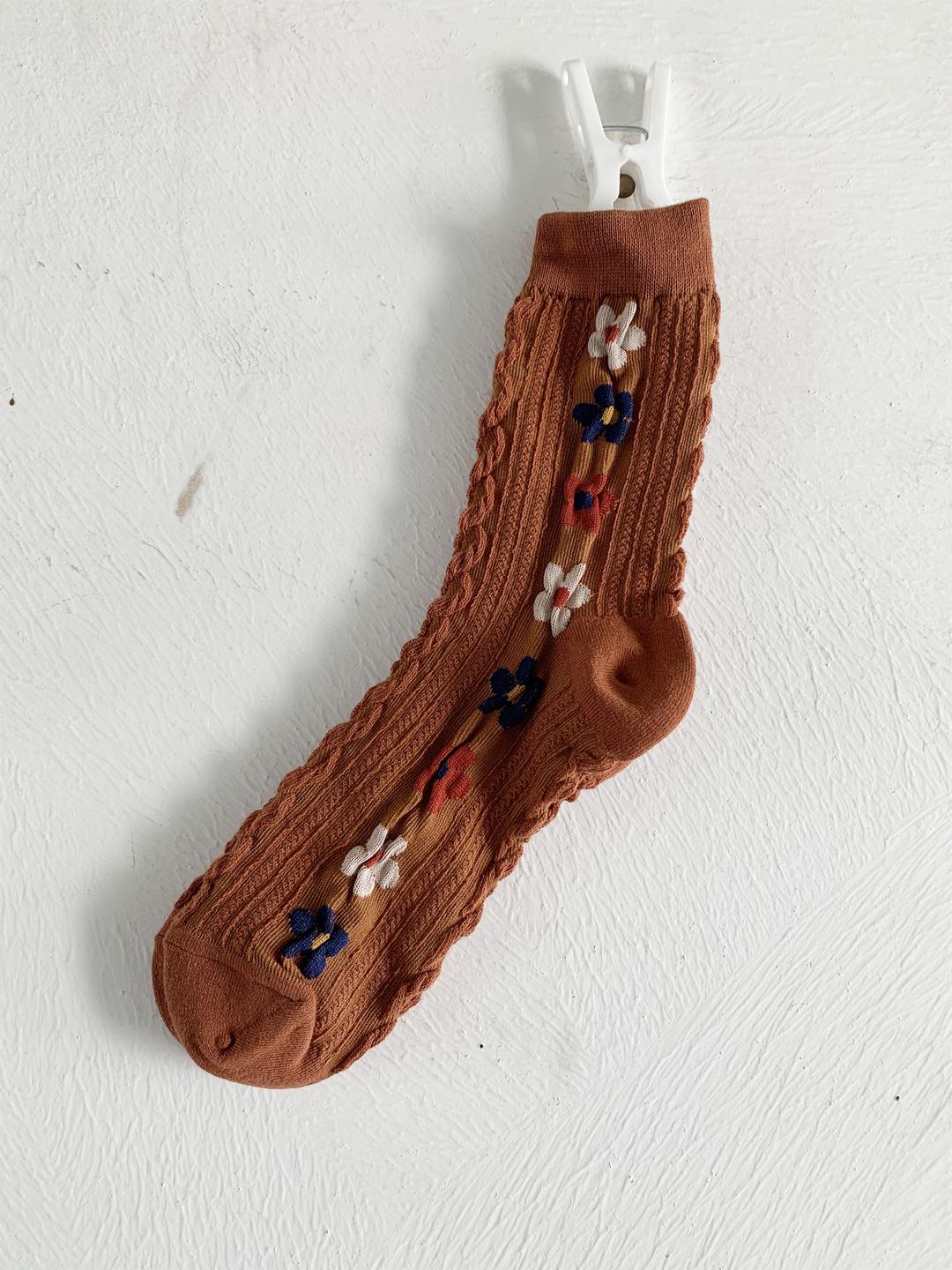 flower socks (brown)