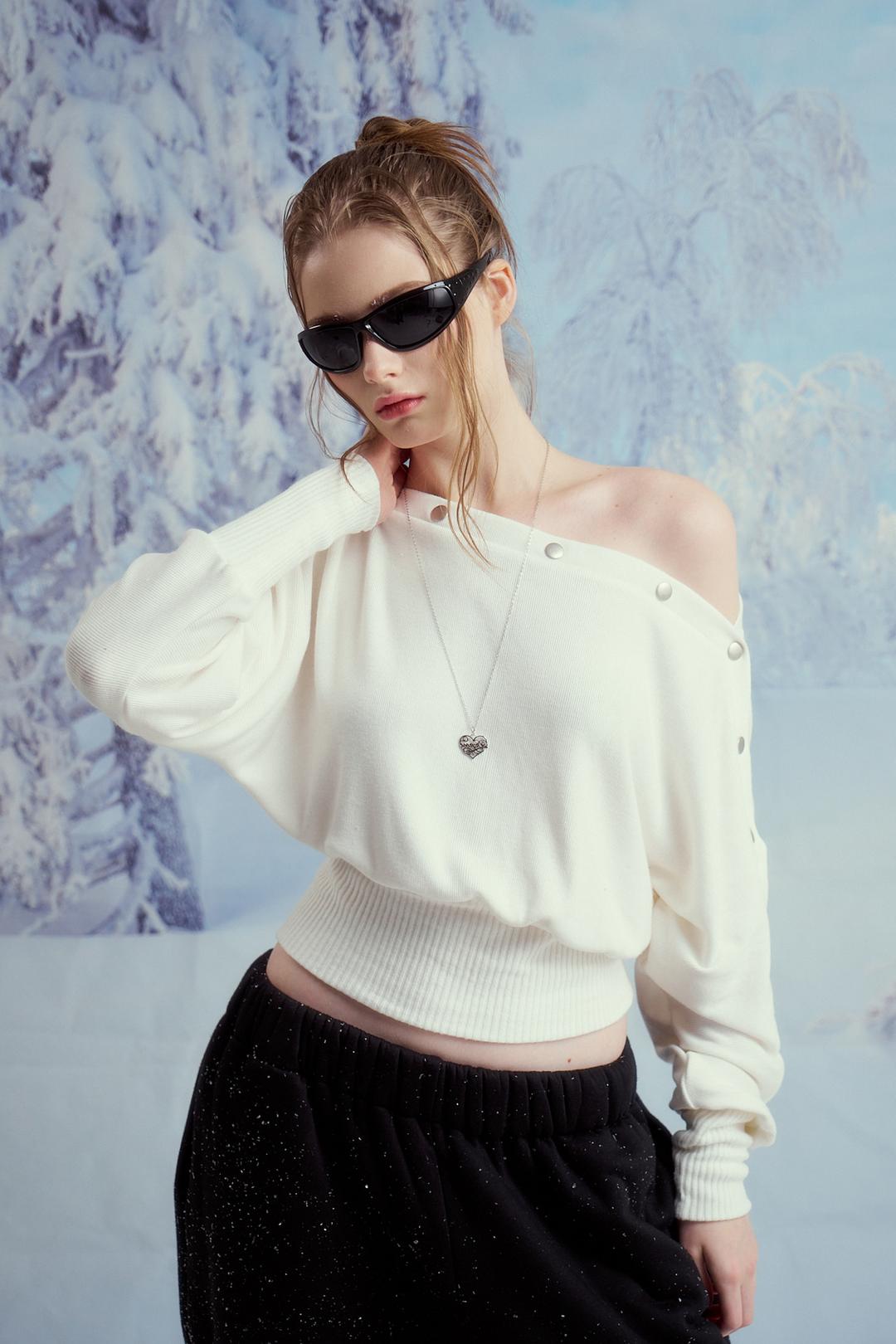 SNAP BUTTON TOP (CREAM)