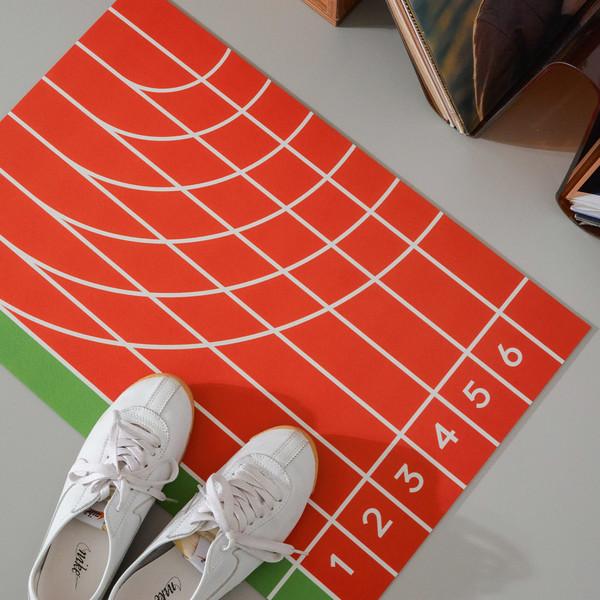 Track Graphic Utlity Mat