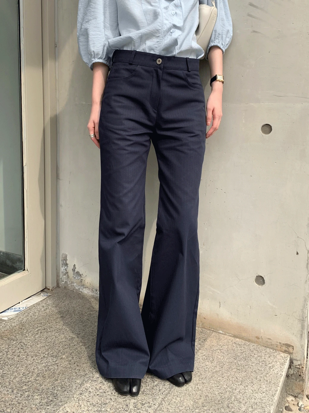 DV. Herring Semi Bootcut Pants