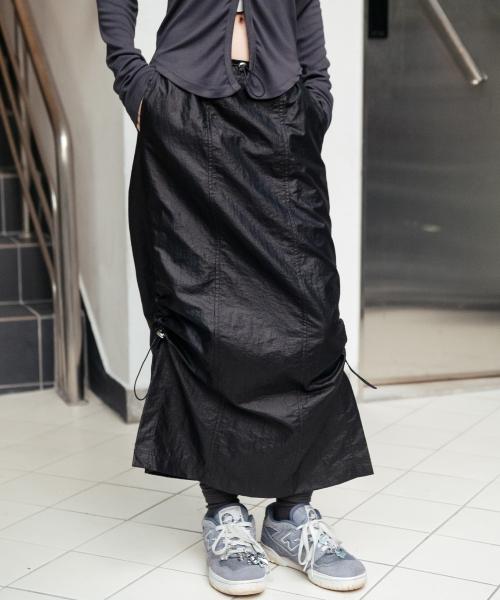 스트링 슬릿 롱 스커트_블랙