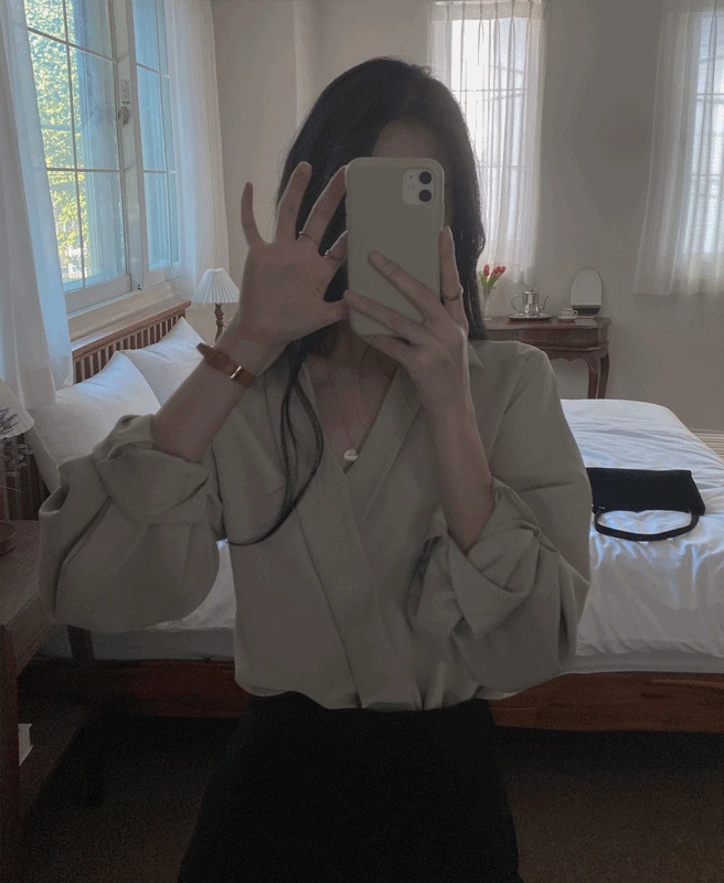 리솜 브이카라 핀턱 블라우스(4color)